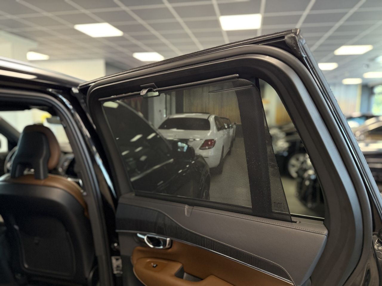 Volvo XC90 | 22