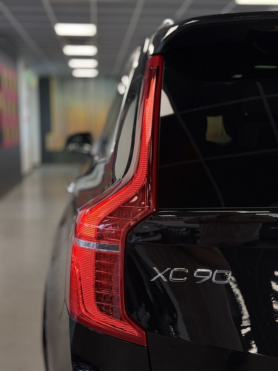 Volvo XC90 | 12