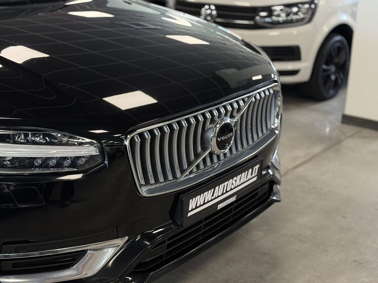 Volvo XC90 | 11