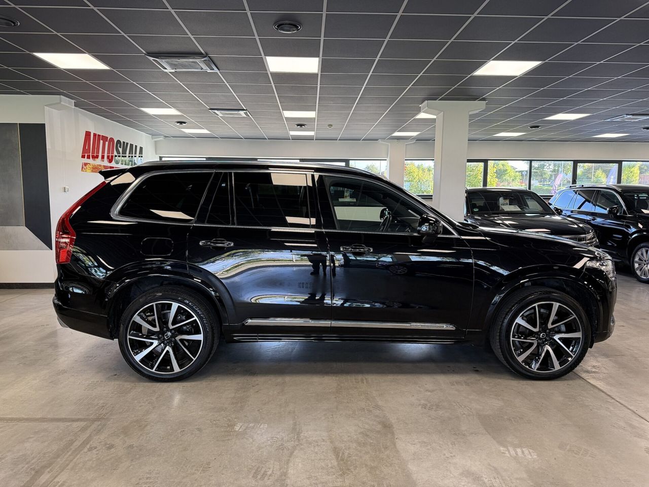 Volvo XC90 | 53