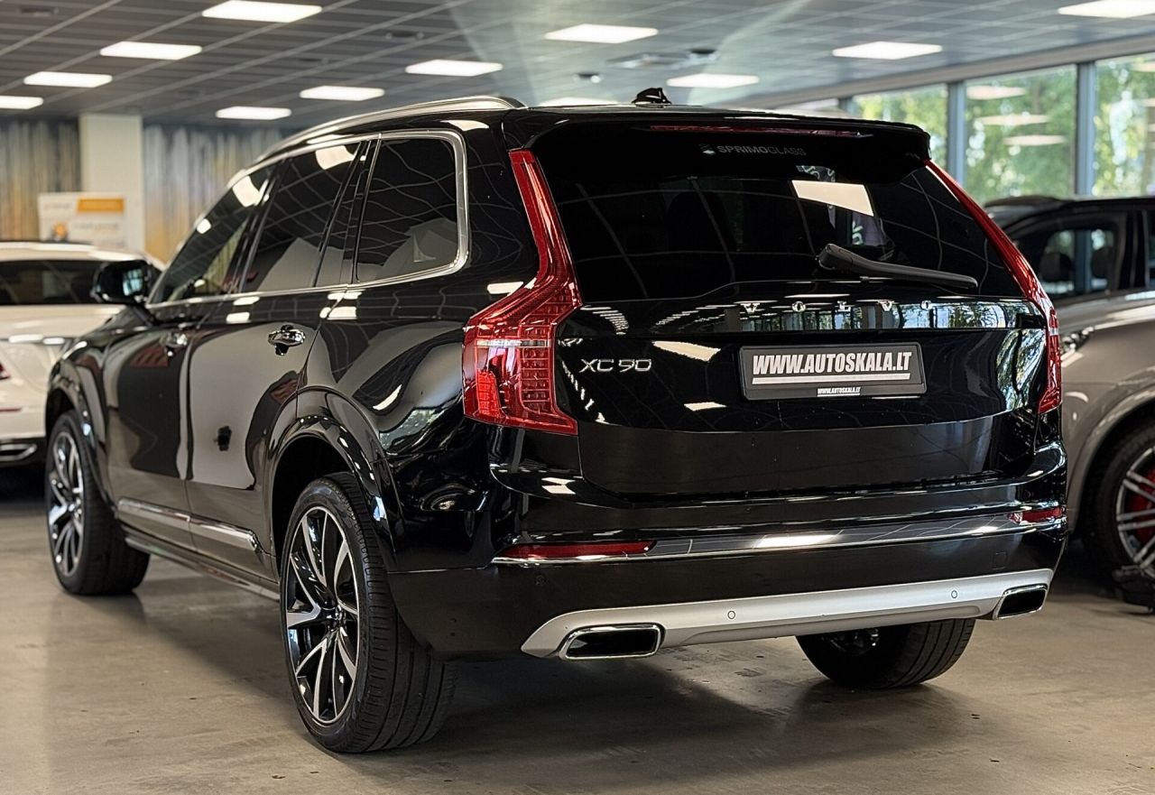 Volvo XC90 | 2