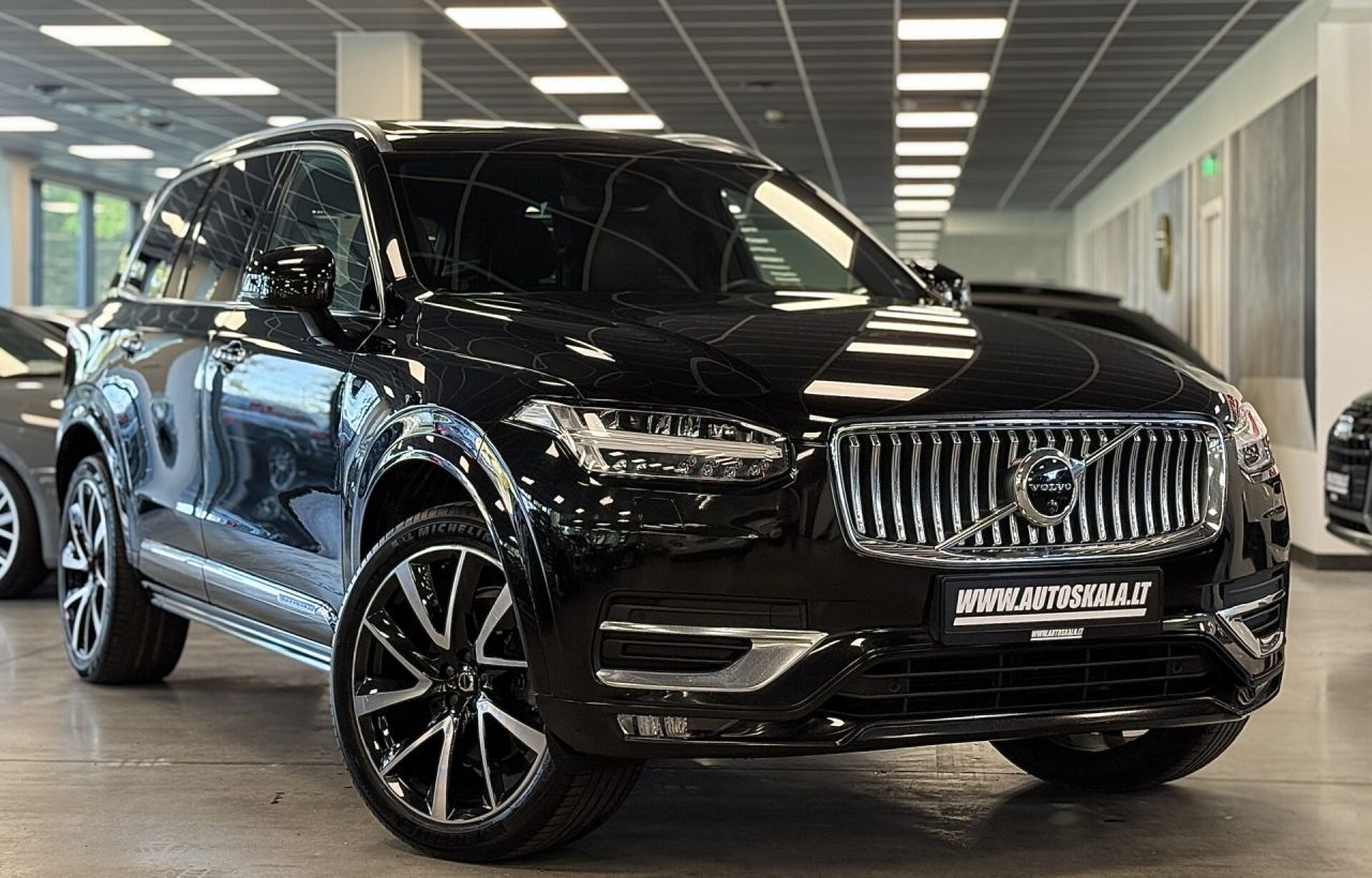 Volvo XC90 | 10