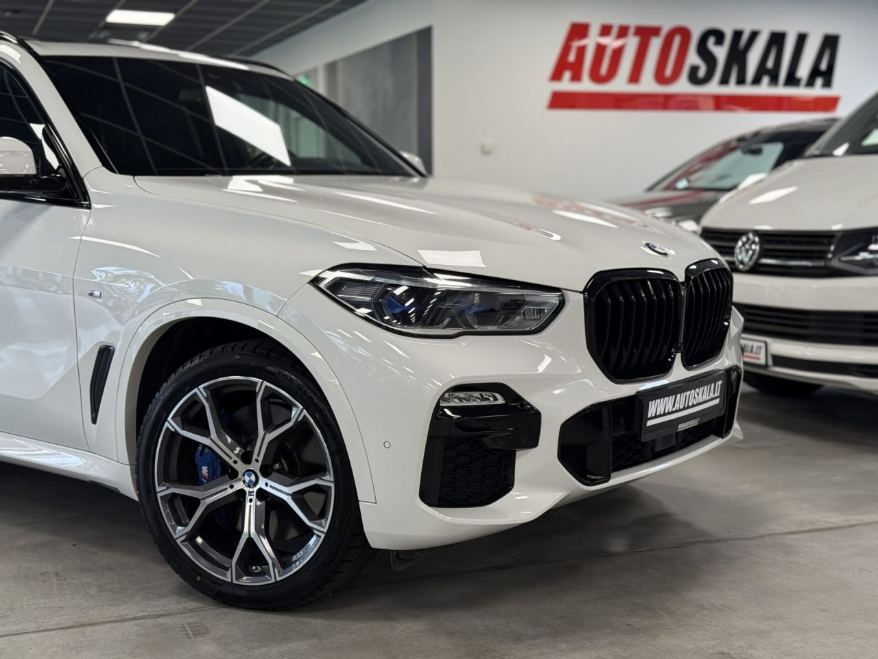 BMW X5 | 13