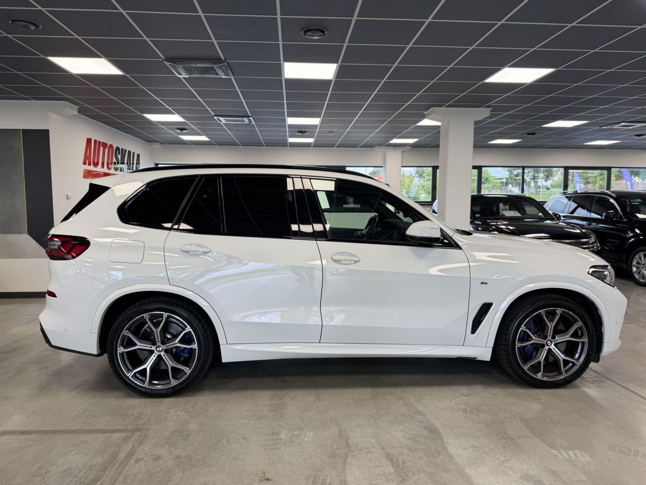 BMW X5 | 16