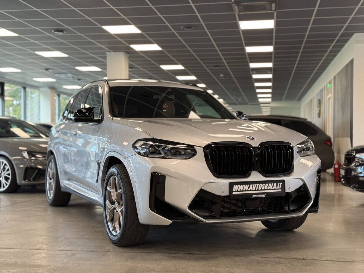 BMW X3 | 43