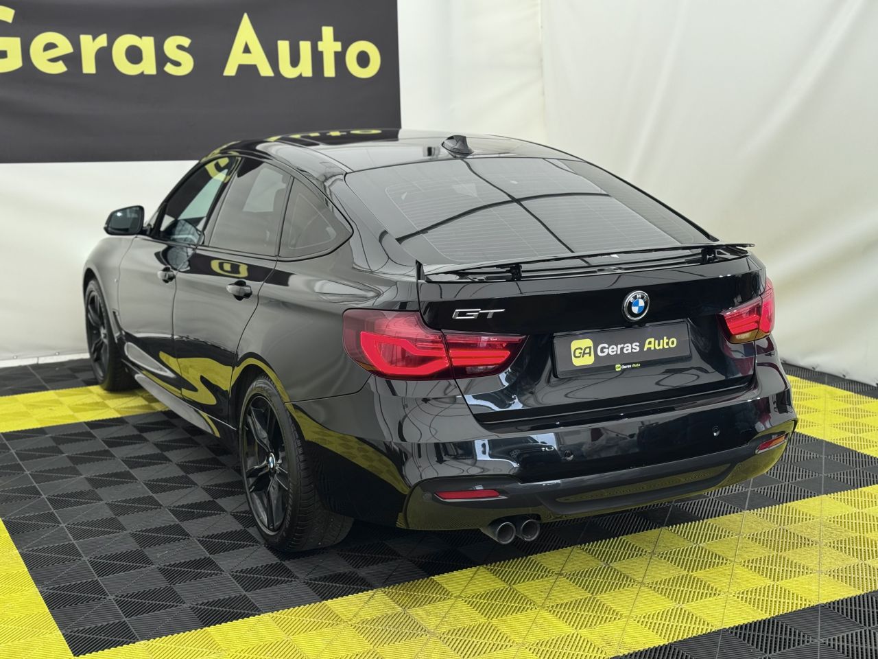 BMW 320 | 5