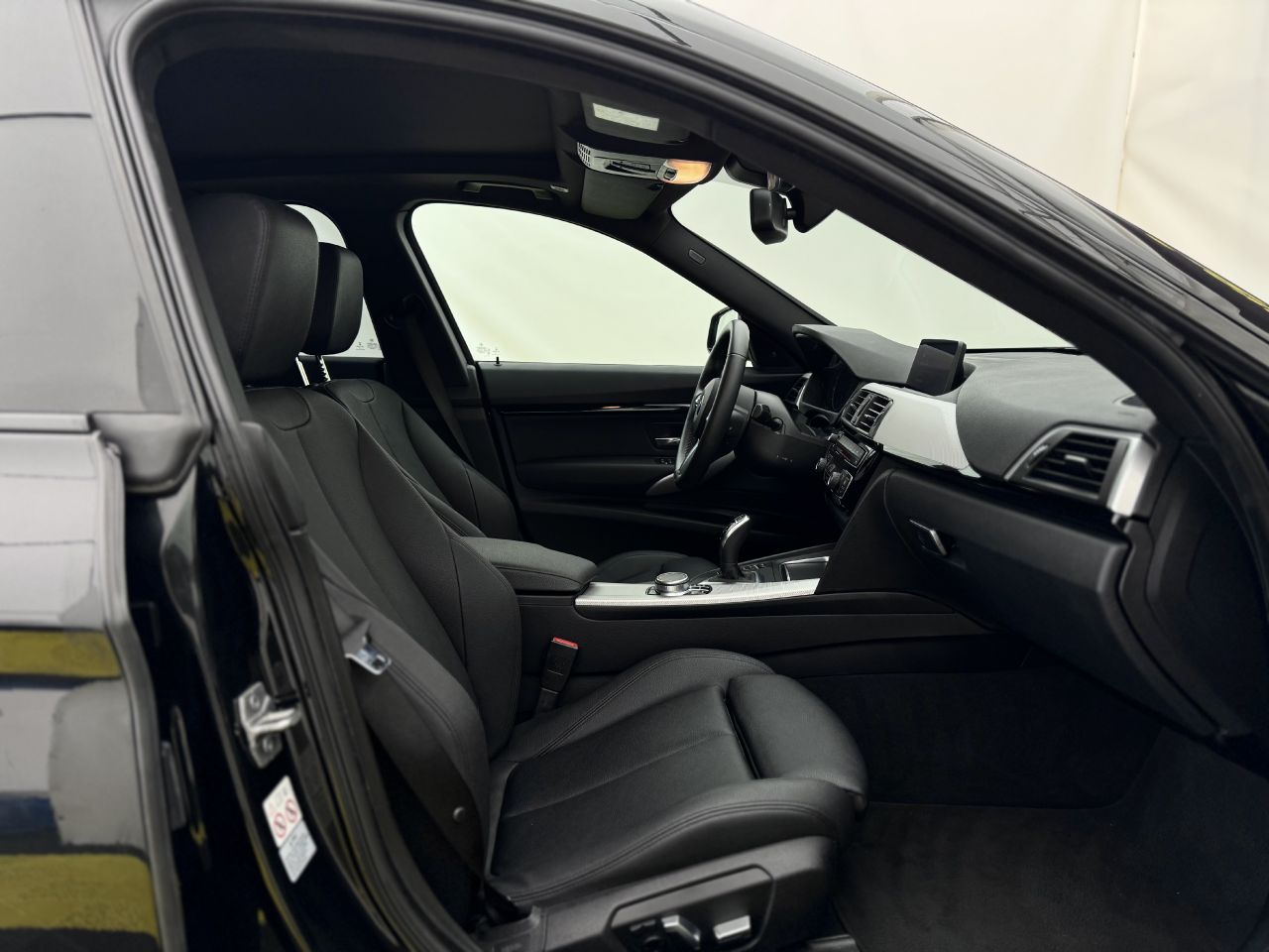 BMW 320 | 10
