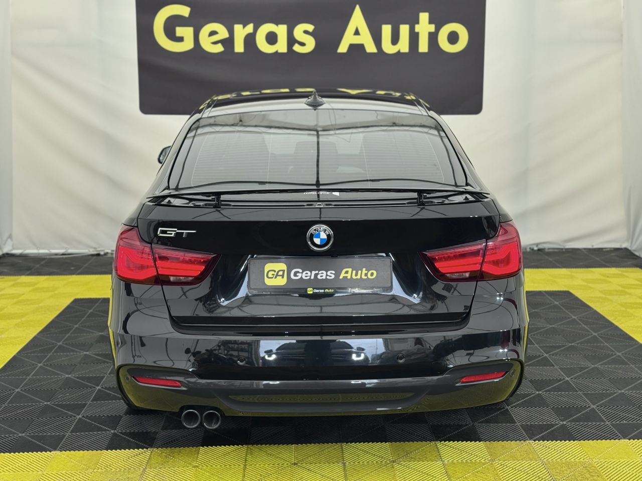 BMW 320 | 4