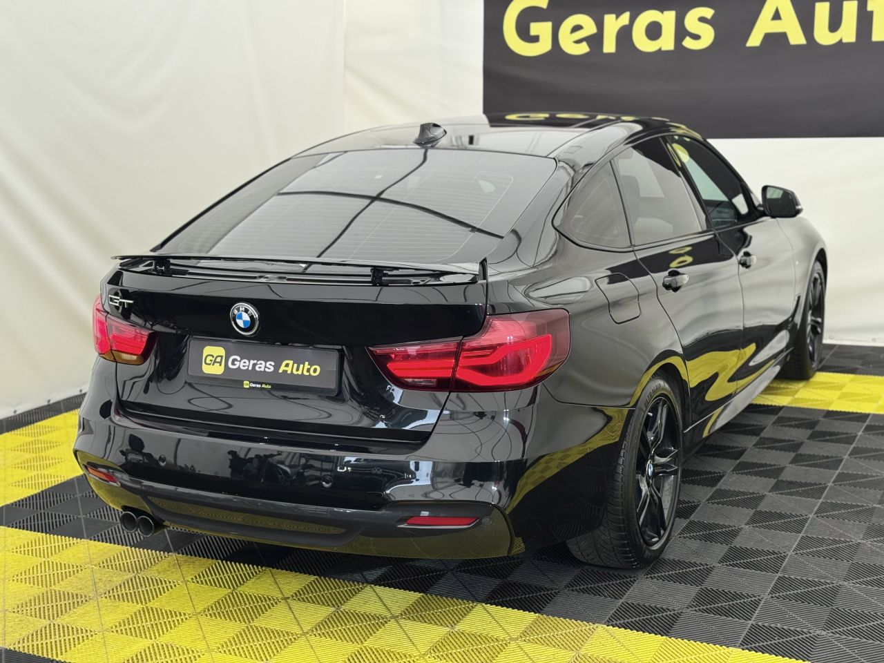 BMW 320 | 3