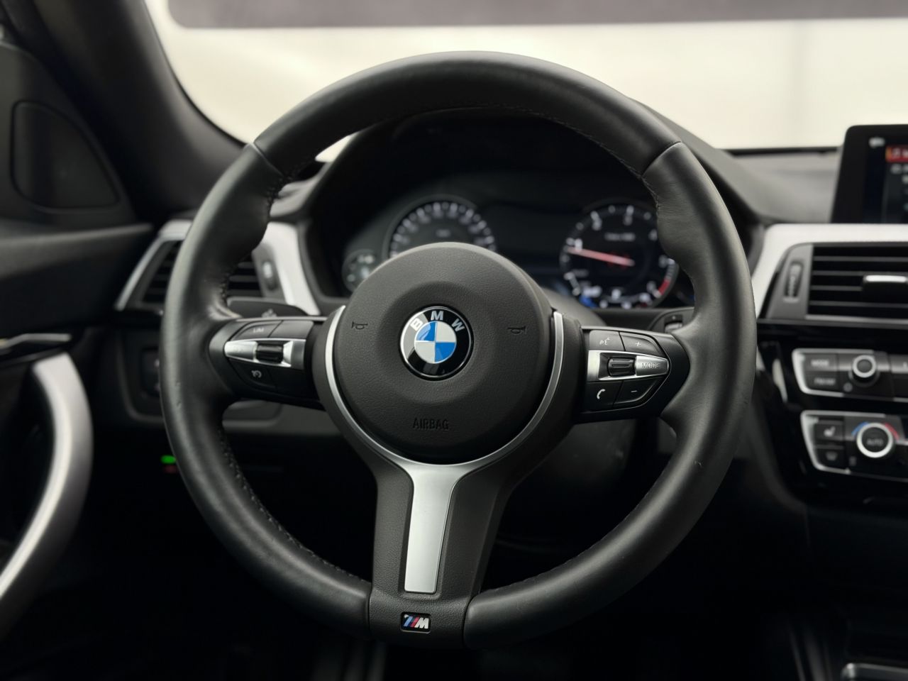 BMW 320 | 13