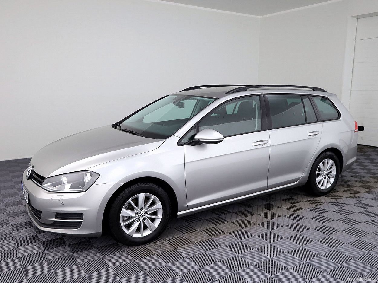 Volkswagen Golf | 1