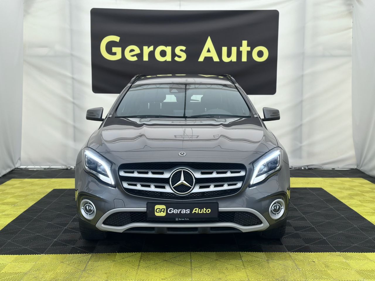 Mercedes-Benz GLA220 | 6