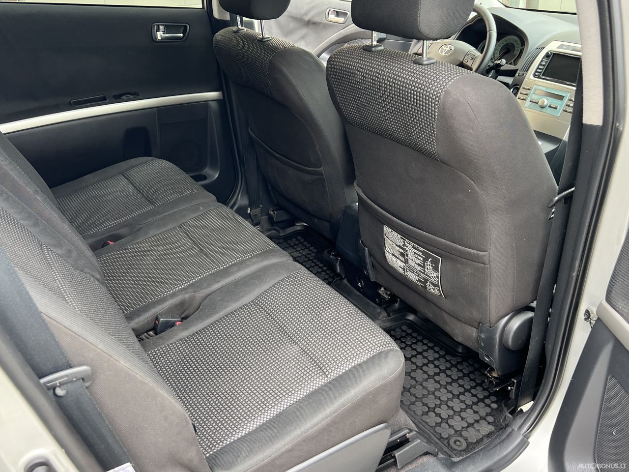 Toyota Corolla Verso | 8