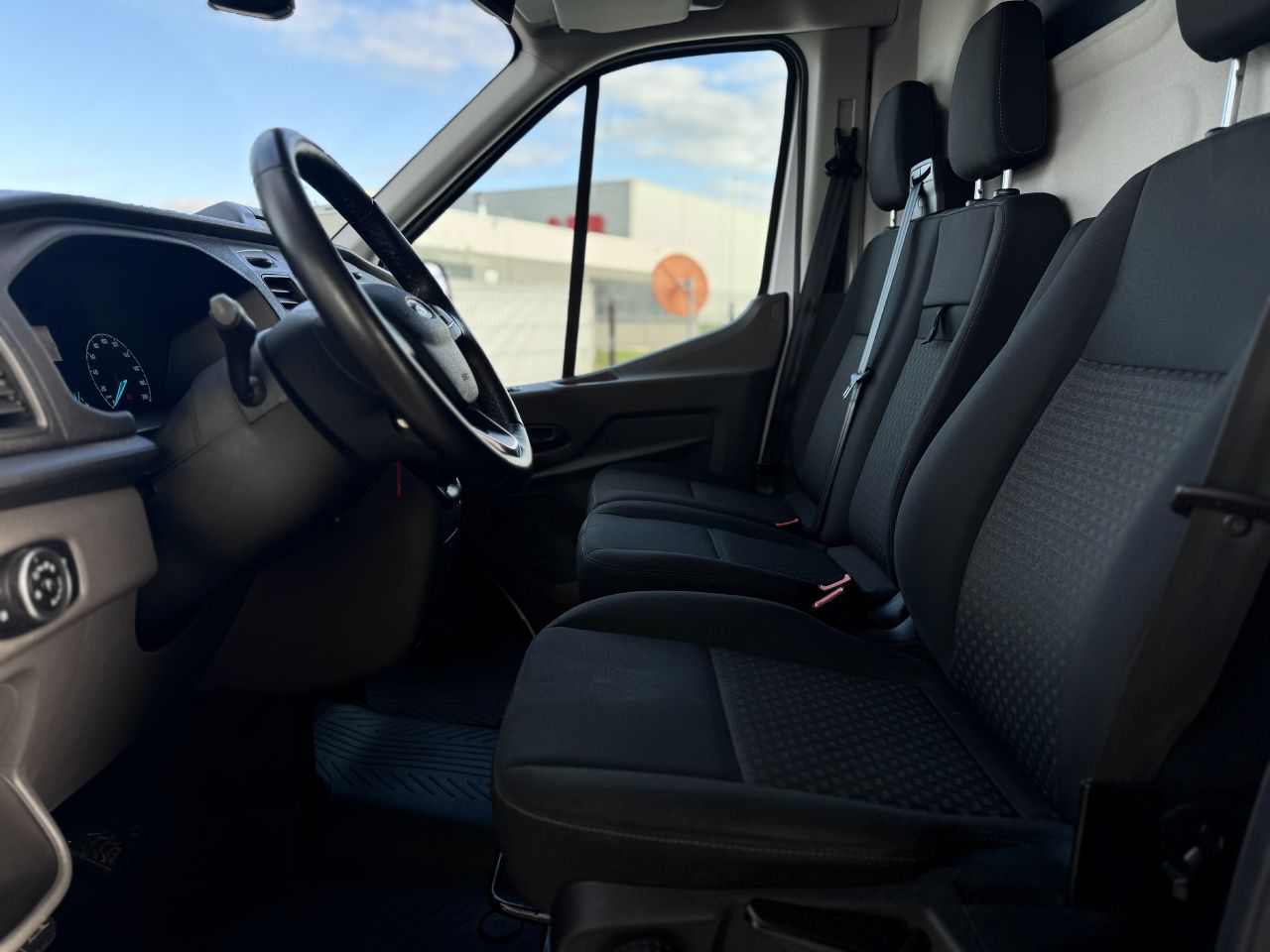 Ford Transit | 7
