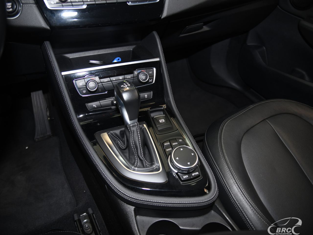 BMW 218 | 21