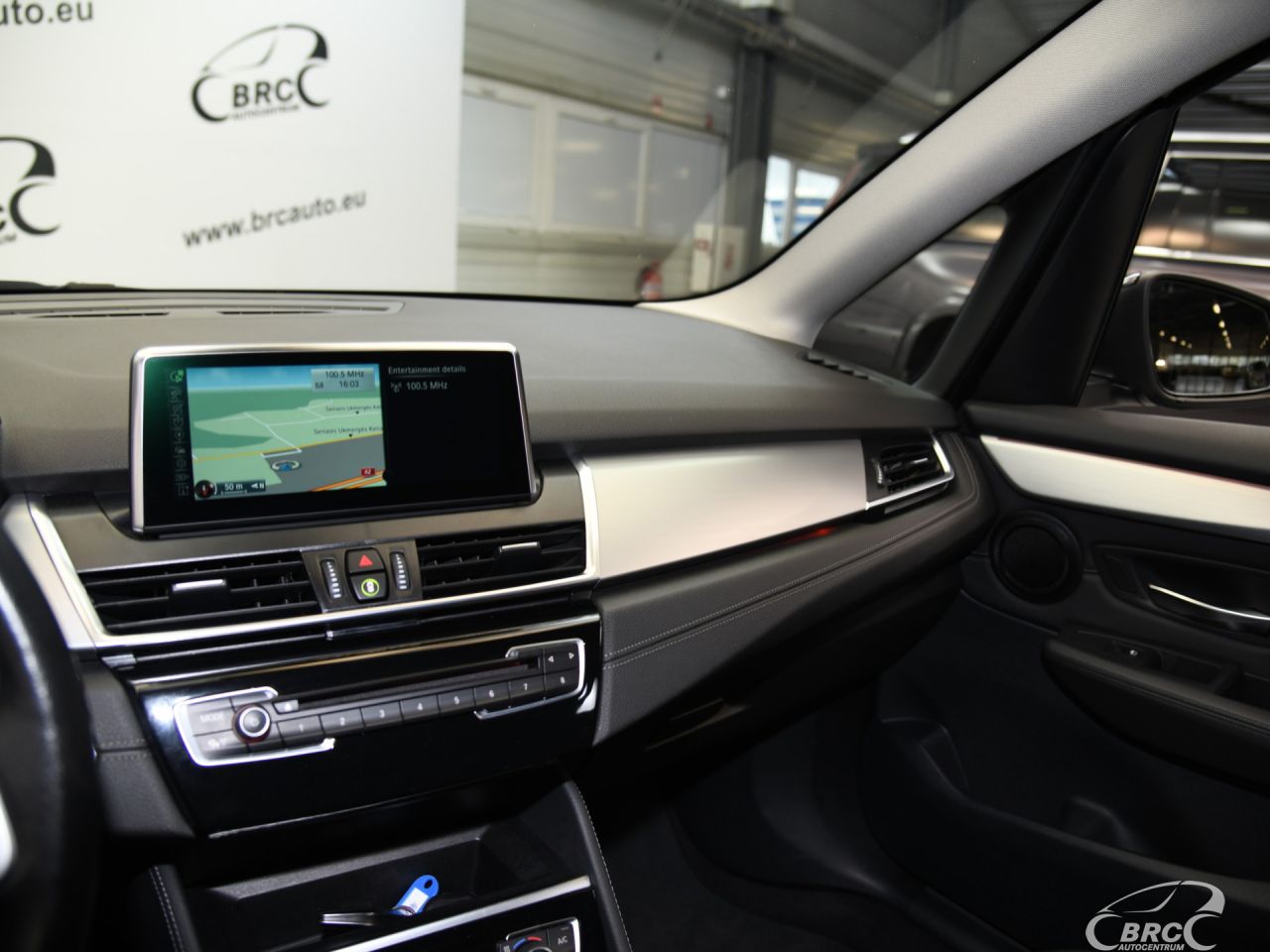BMW 218 | 22