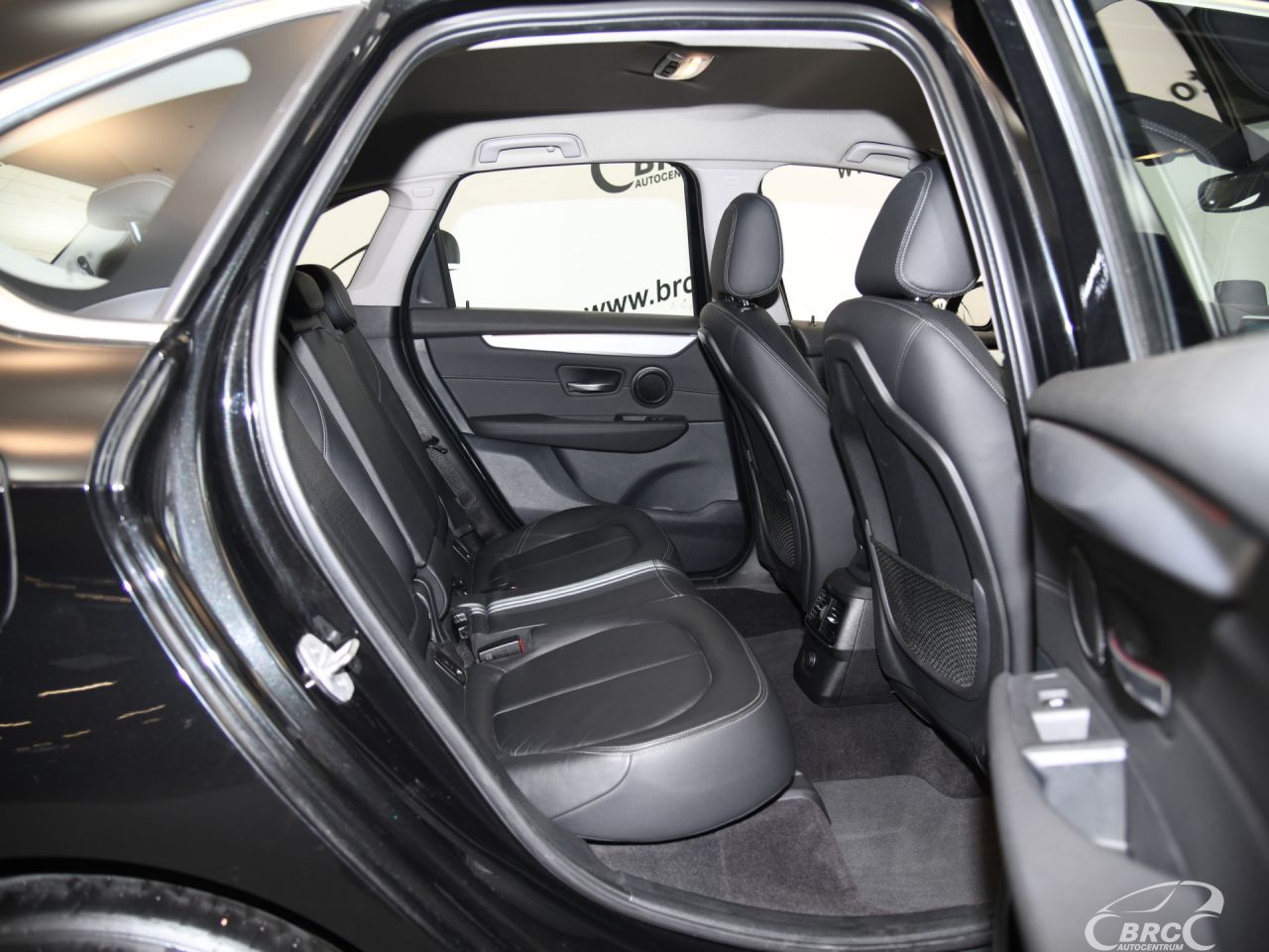 BMW 218 | 6