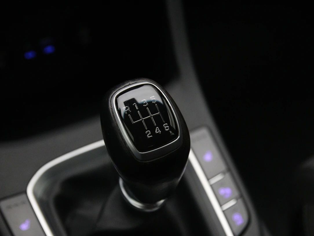 Hyundai i30 | 27