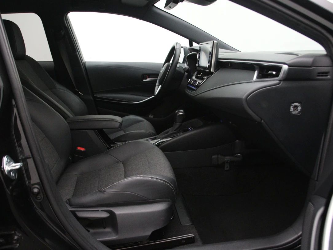 Toyota Corolla | 13