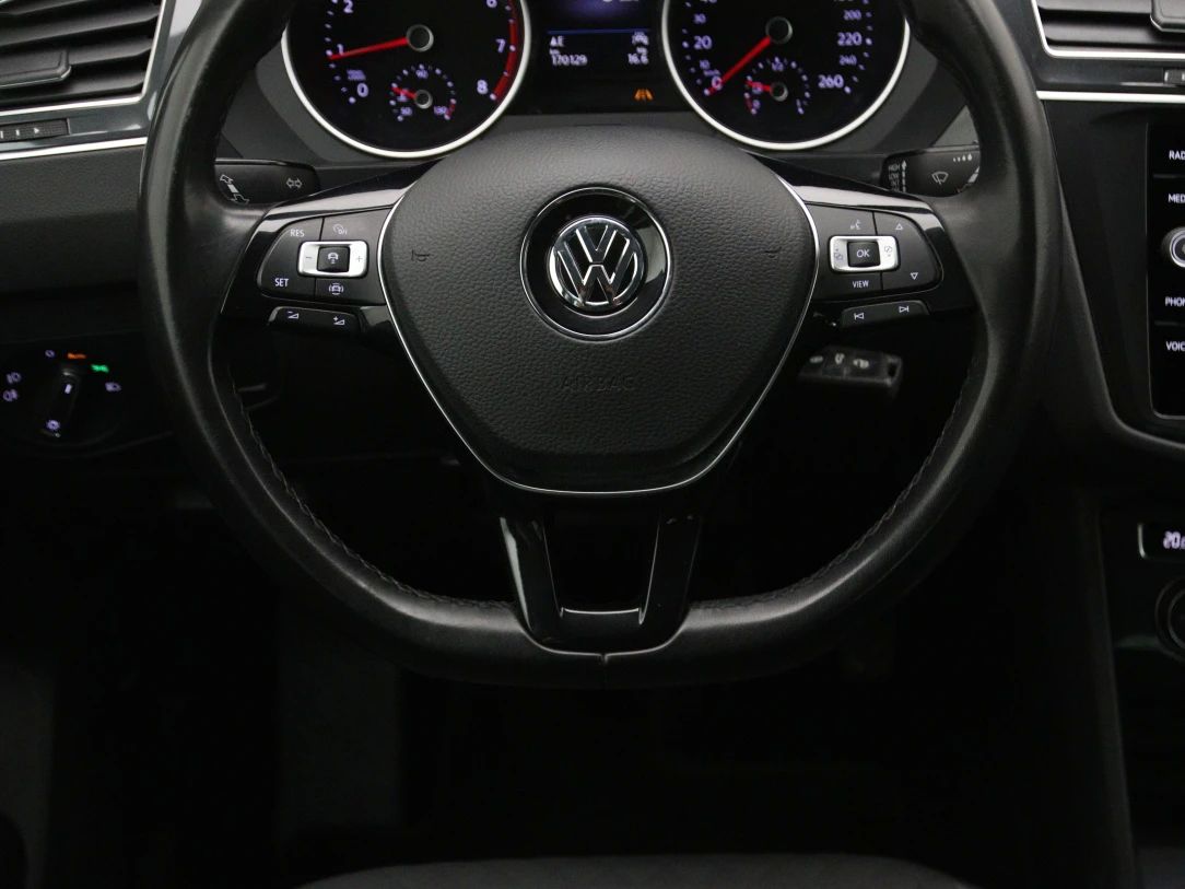 Volkswagen Tiguan | 16