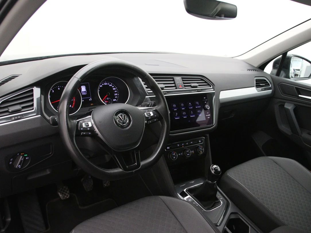 Volkswagen Tiguan | 14