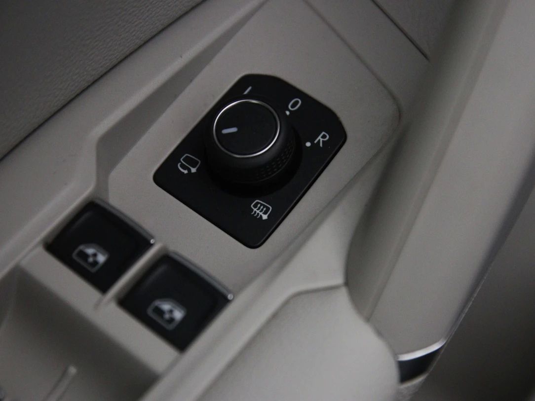 Volkswagen Tiguan | 35