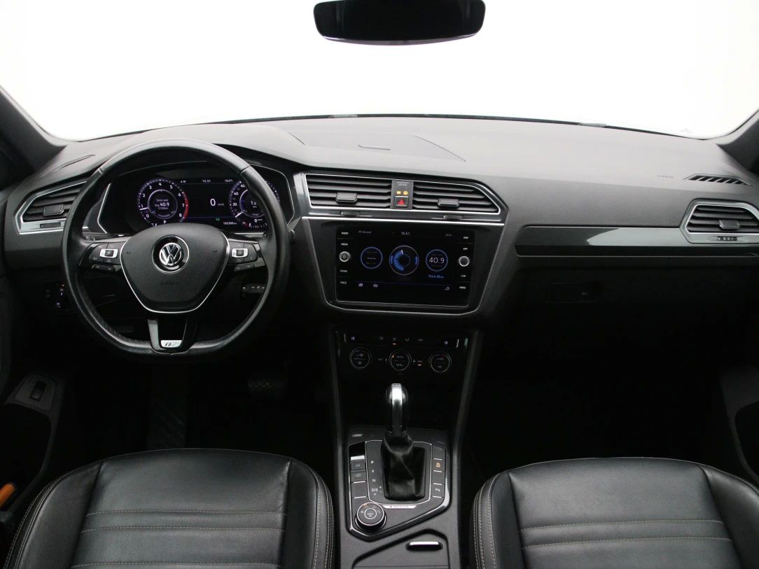 Volkswagen Tiguan | 1
