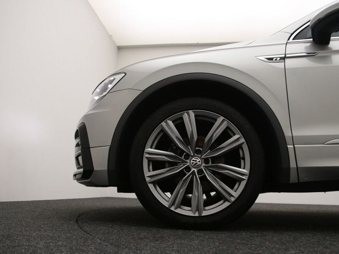 Volkswagen Tiguan | 26
