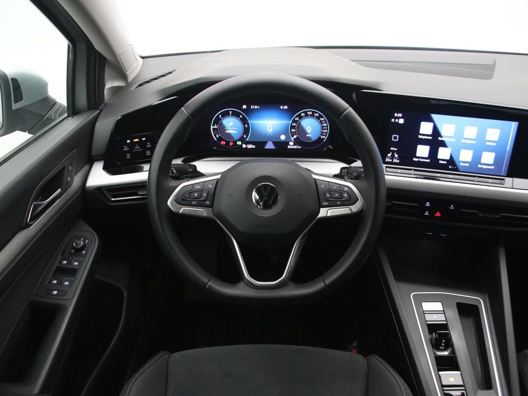 Volkswagen Golf | 16