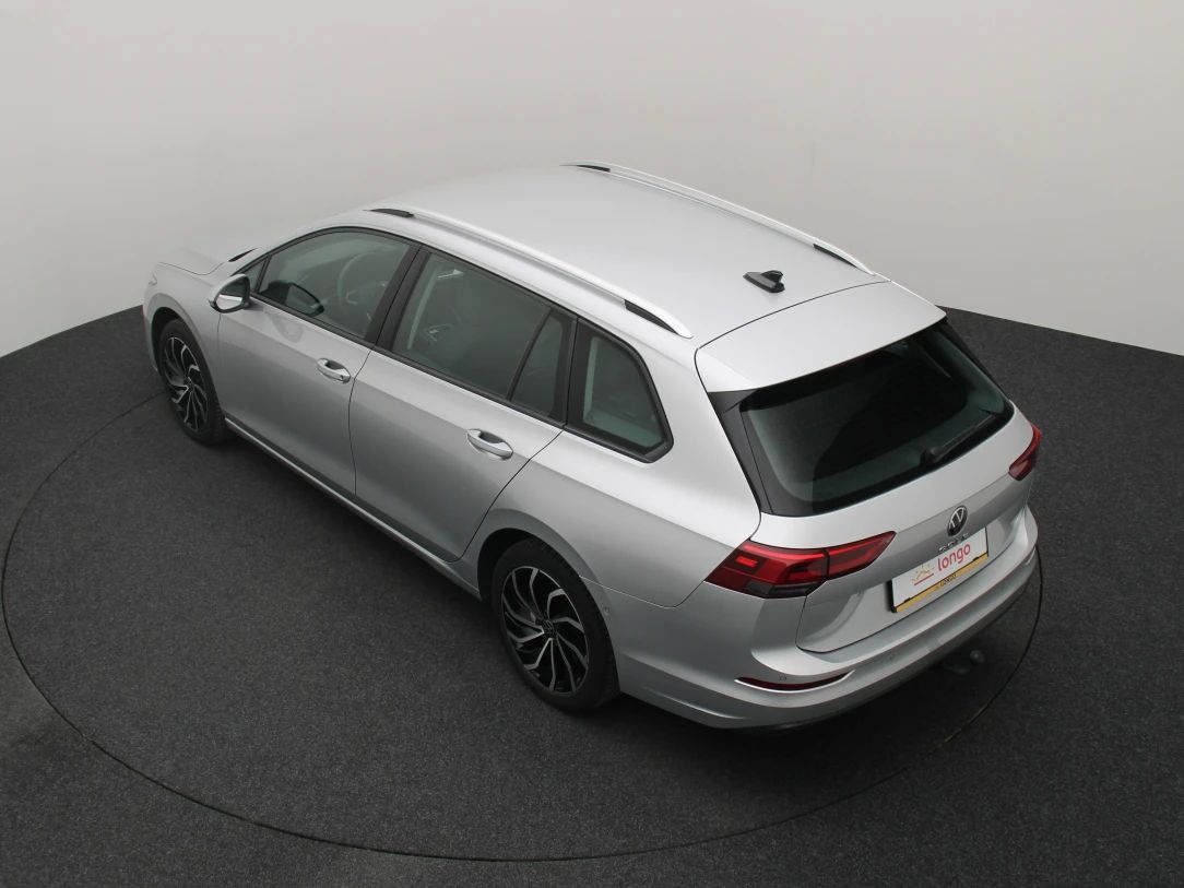 Volkswagen Golf | 11
