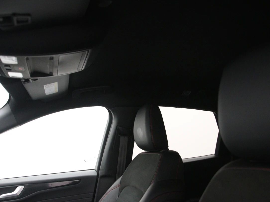 Ford Kuga | 38