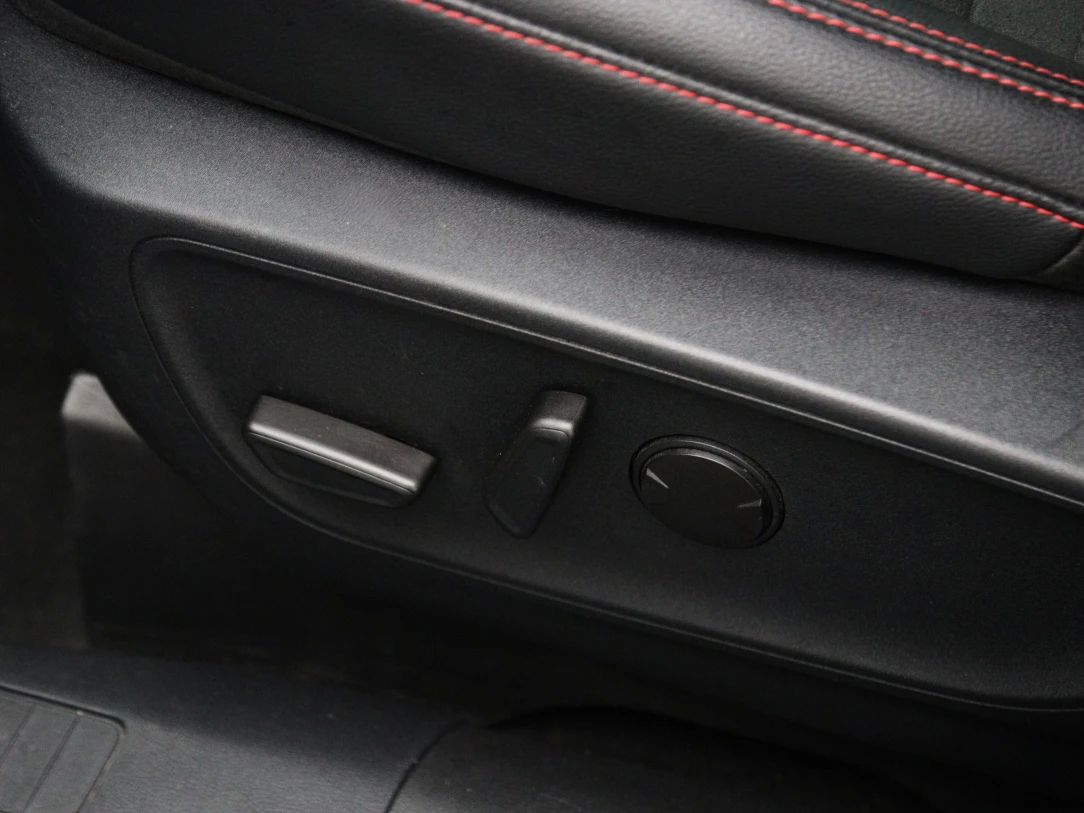 Ford Kuga | 37