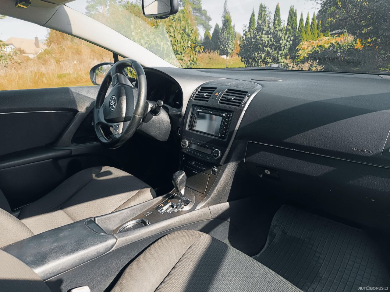 Toyota Avensis | 5