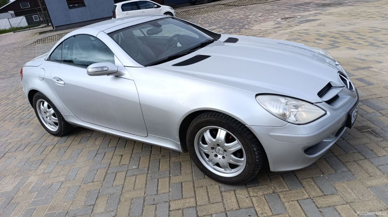 Mercedes-Benz SLK200