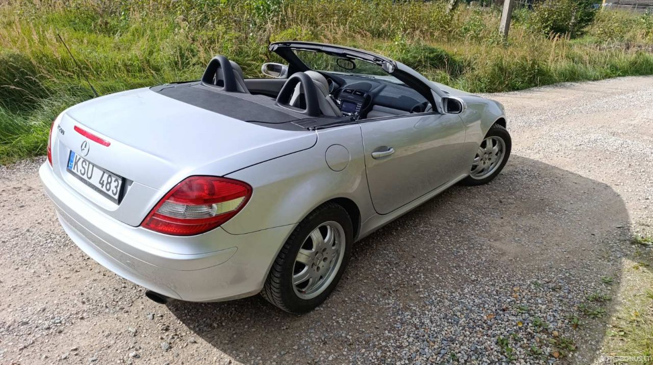 Mercedes-Benz SLK200 | 6