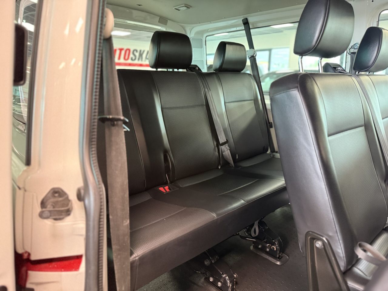 Volkswagen Transporter | 8