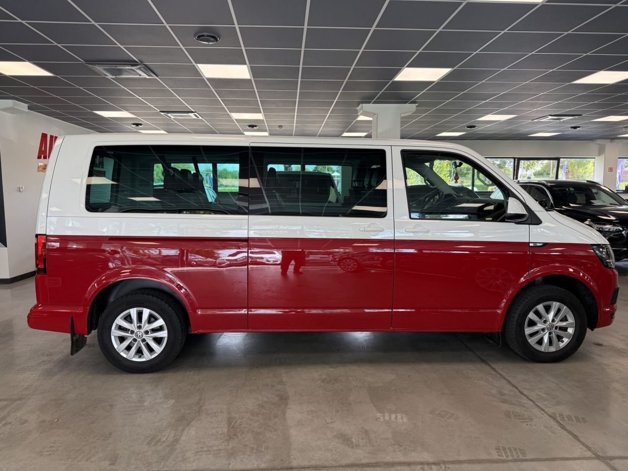Volkswagen Transporter | 27