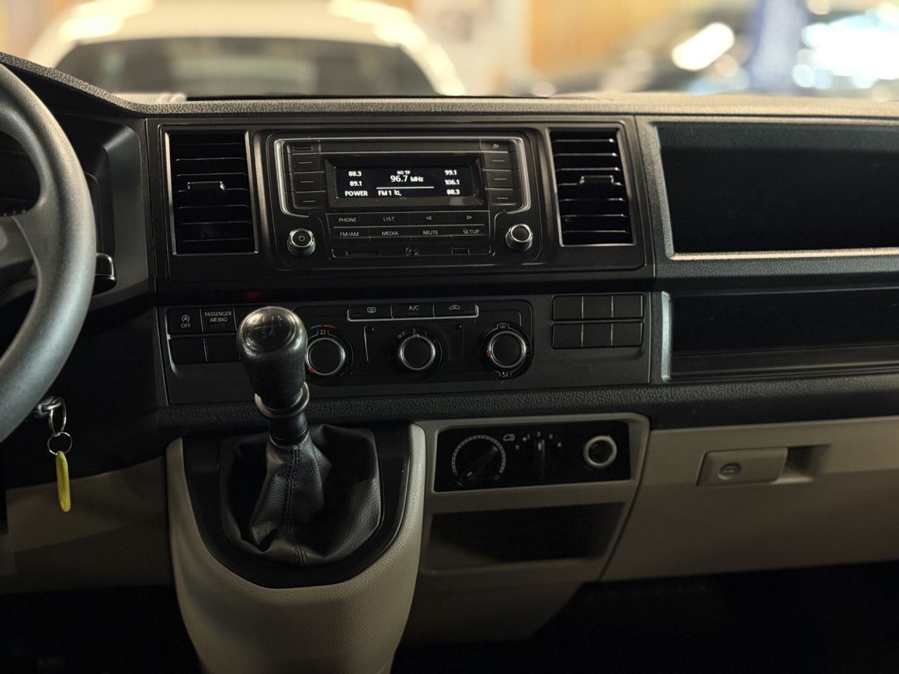Volkswagen Transporter | 12