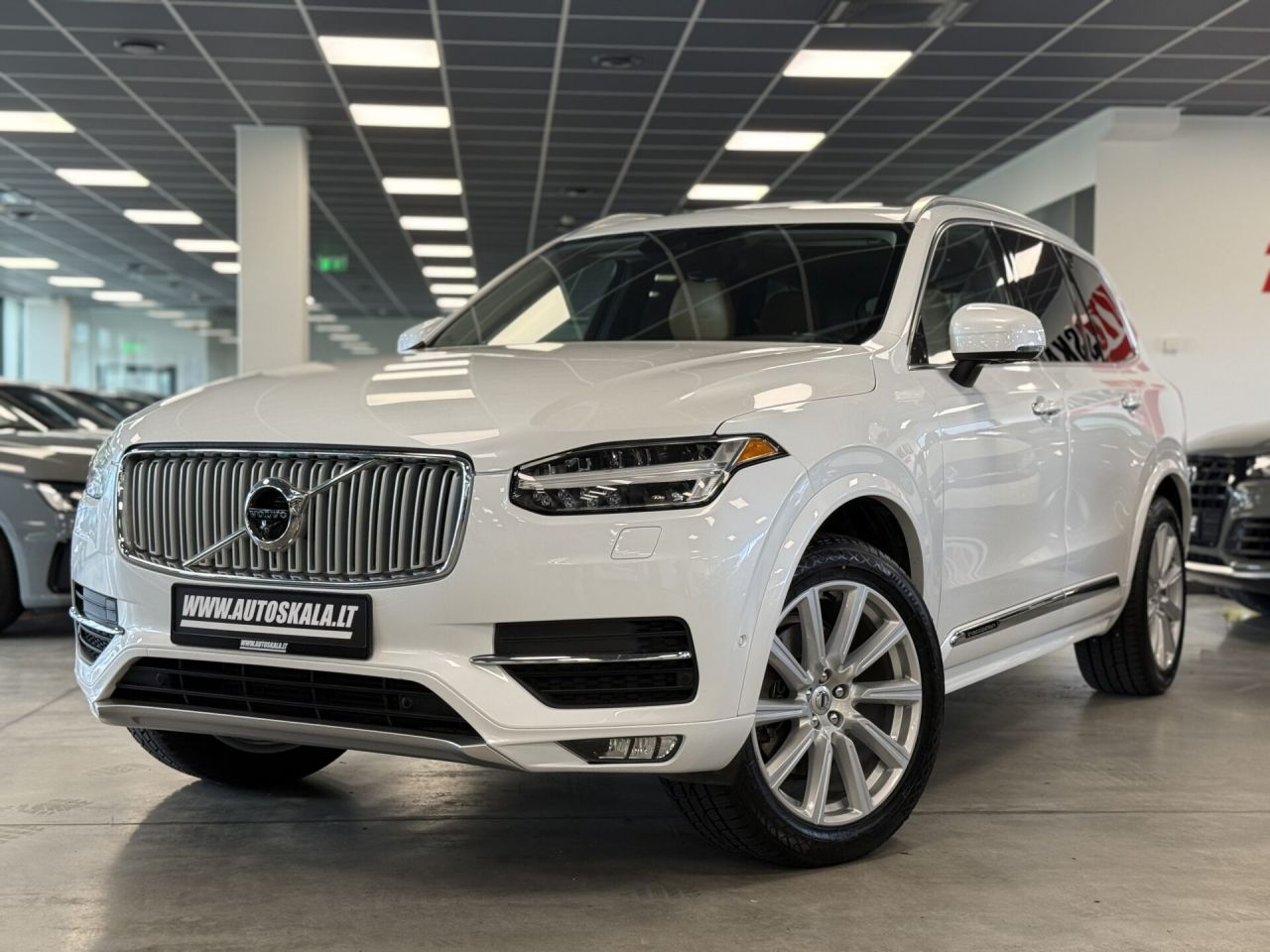 Volvo XC90 | 5