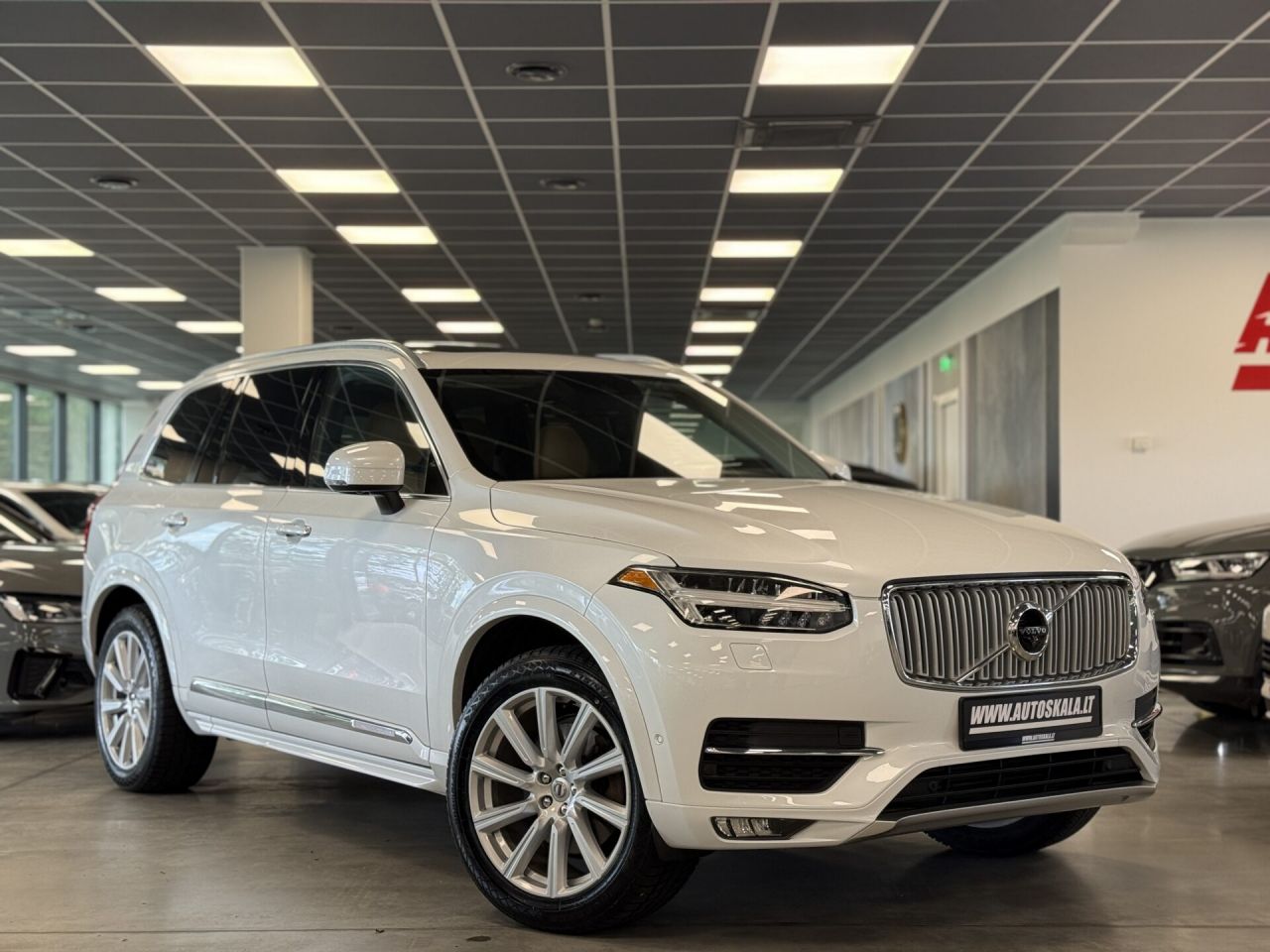 Volvo XC90 | 44
