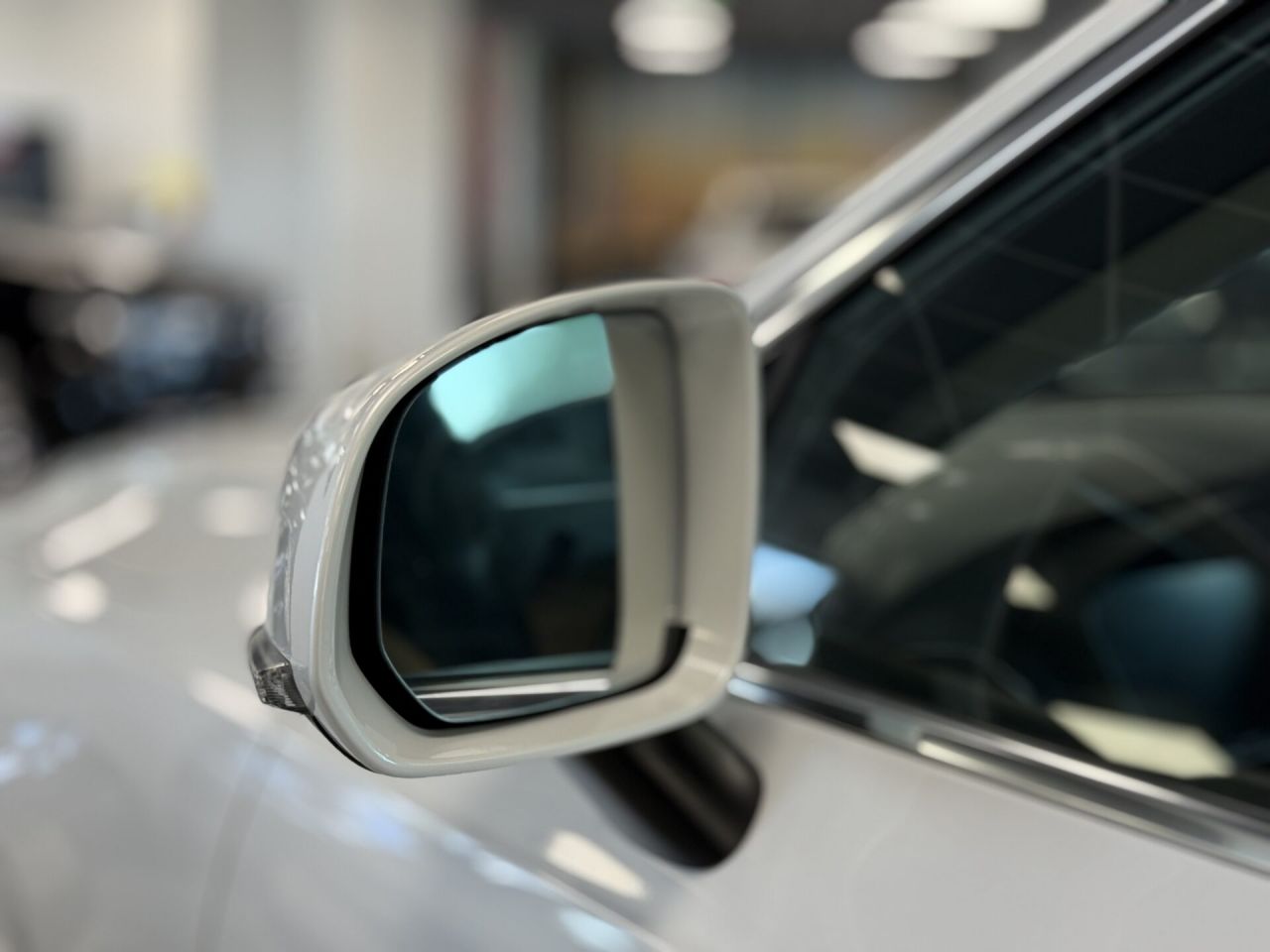 Volvo XC90 | 37