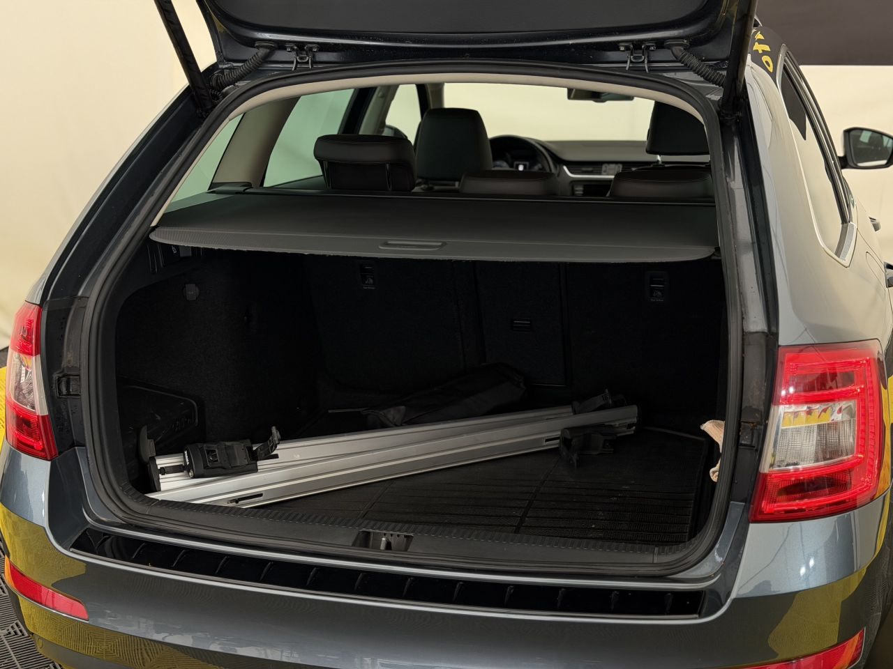Skoda Octavia | 11