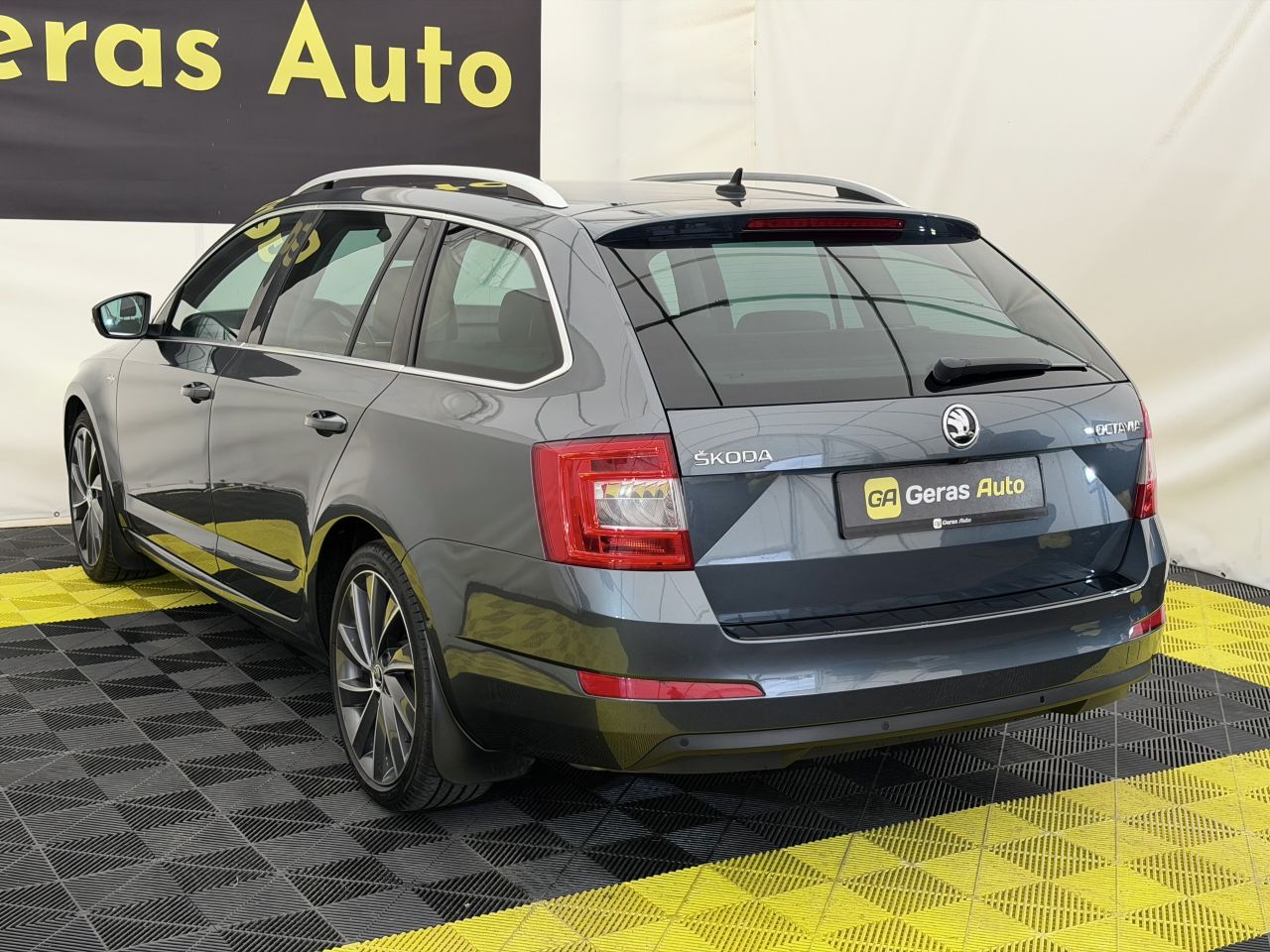 Skoda Octavia | 5