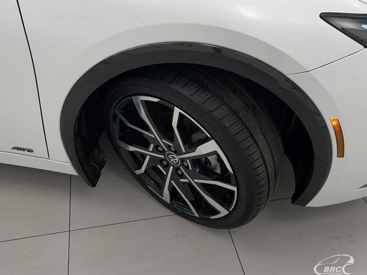 Toyota Prius | 33