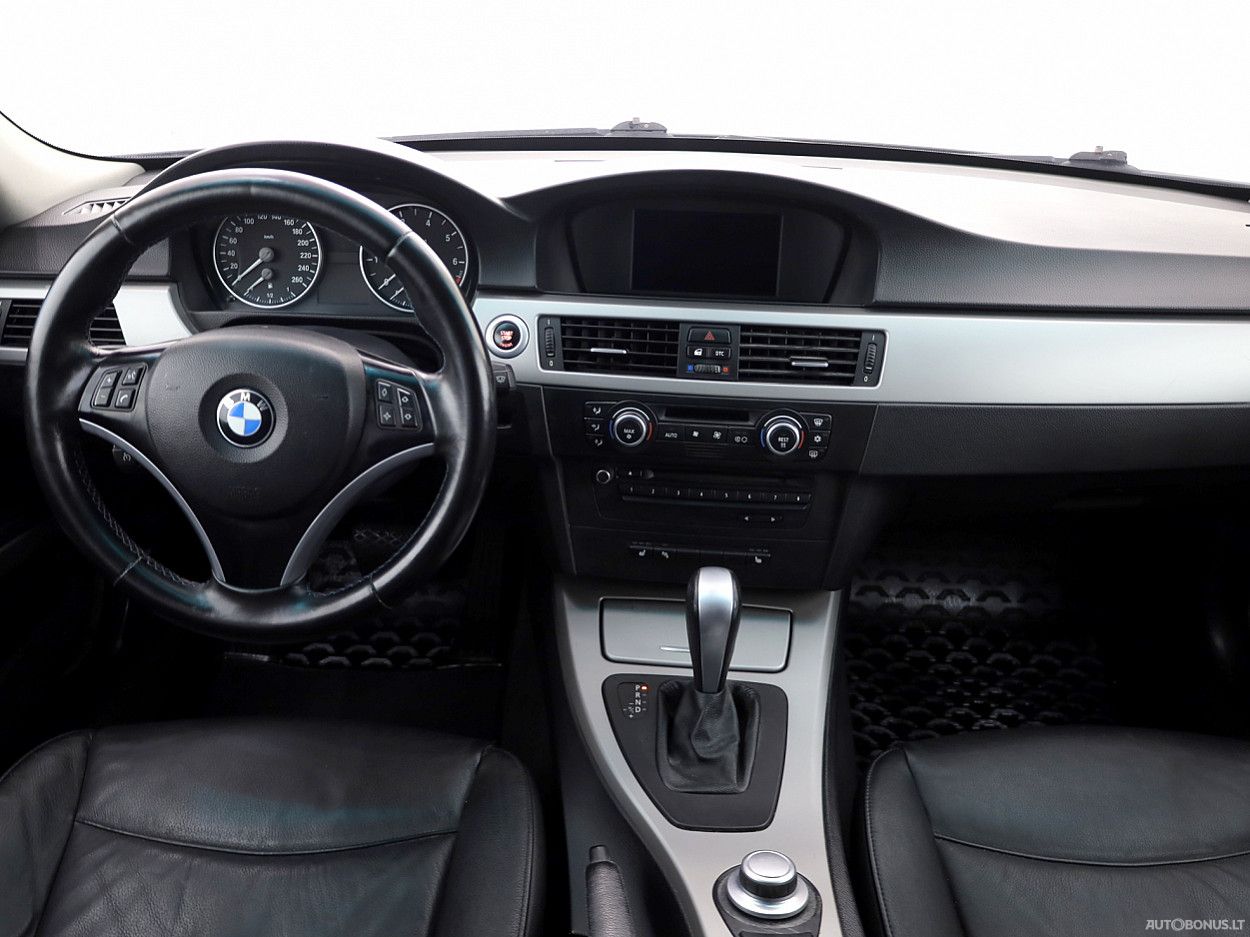BMW 320 | 4