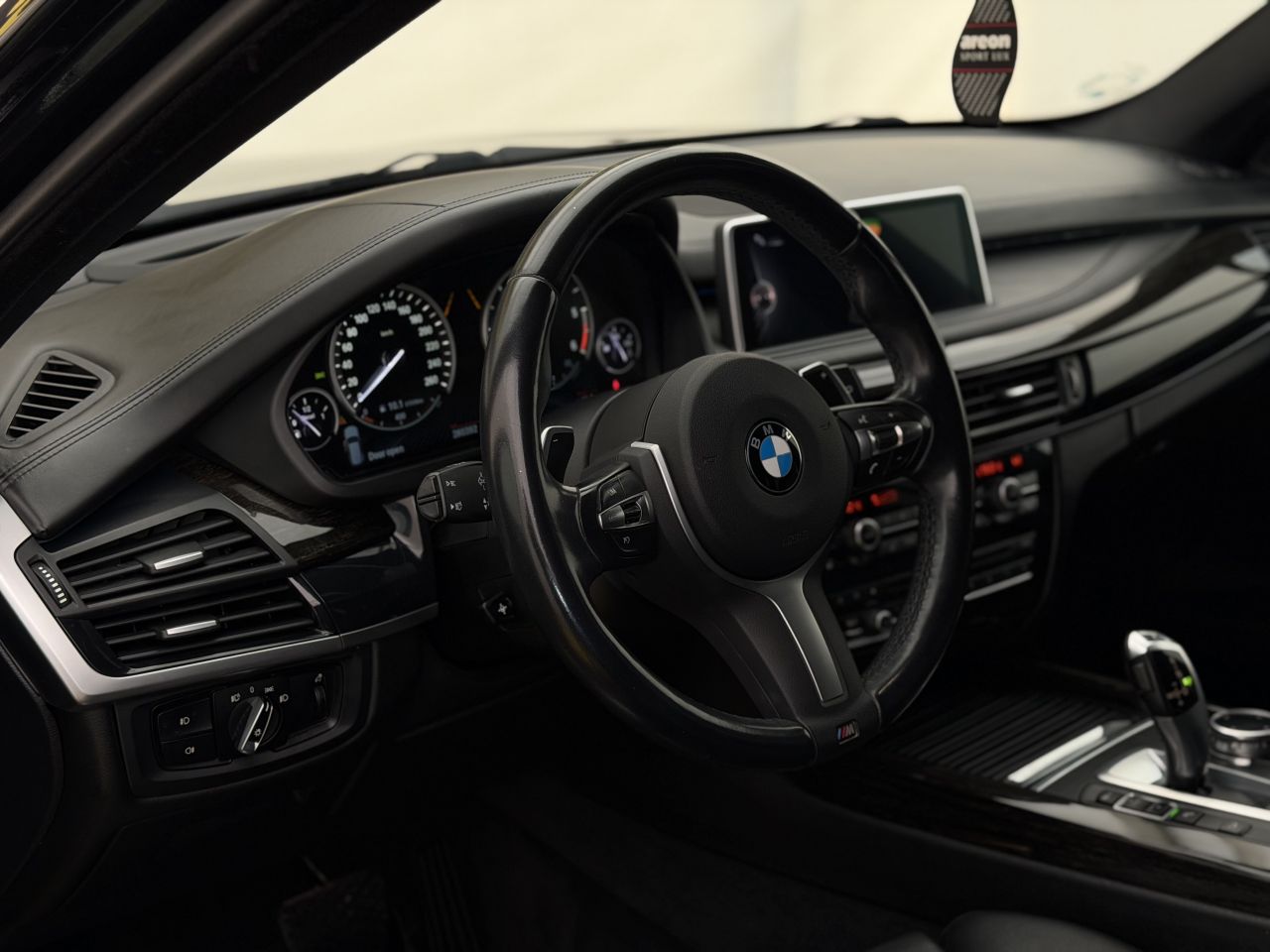 BMW X5 | 8