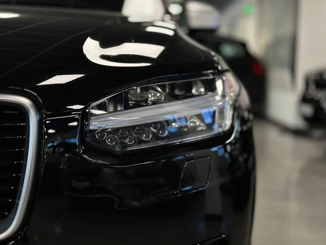 Volvo XC90 | 14
