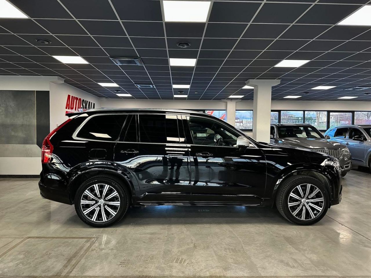 Volvo XC90 | 15