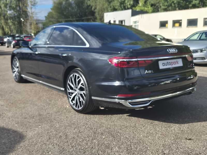 Audi A8 | 4