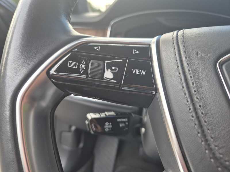 Audi A8 | 11
